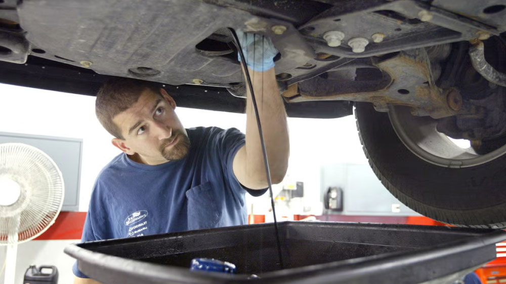 ¿Cada cuánto hay que cambiar el aceite del Vehiculo?